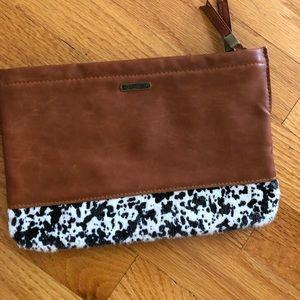 Billabong wristlet